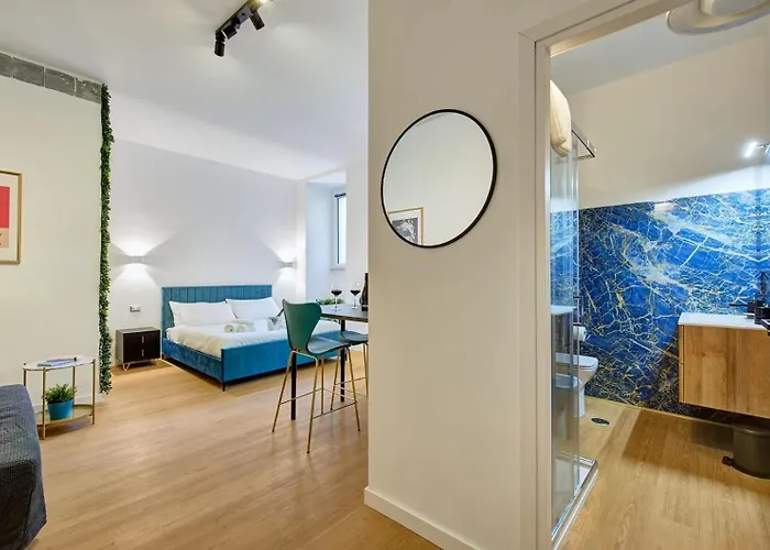 Modern Art Apartment San Giovanni